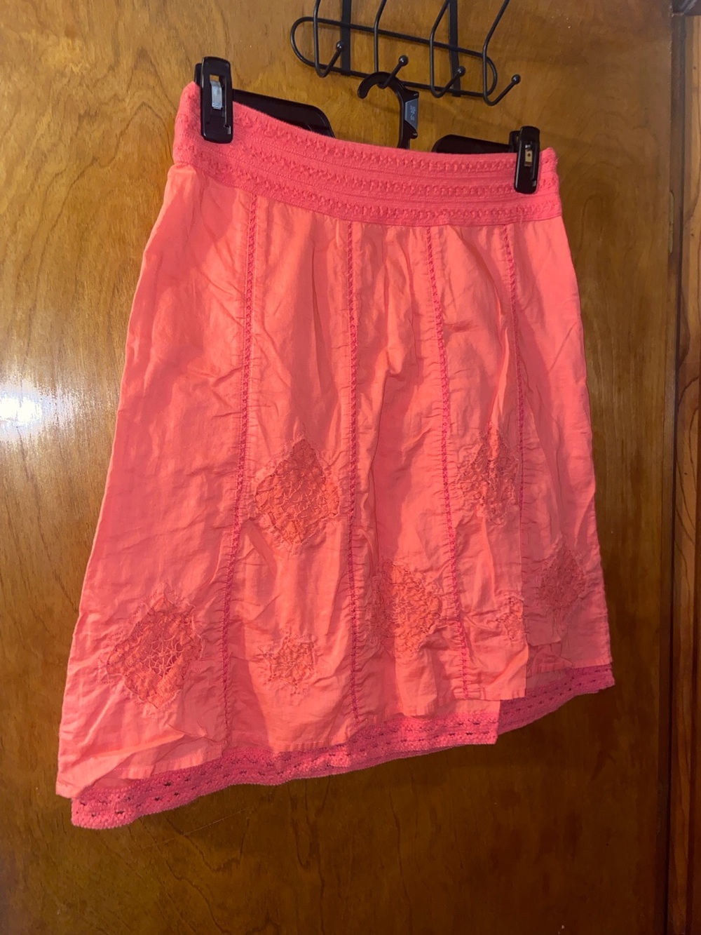 Apt 9 Women’s Coral Pink Embroidered Skirt Size 8